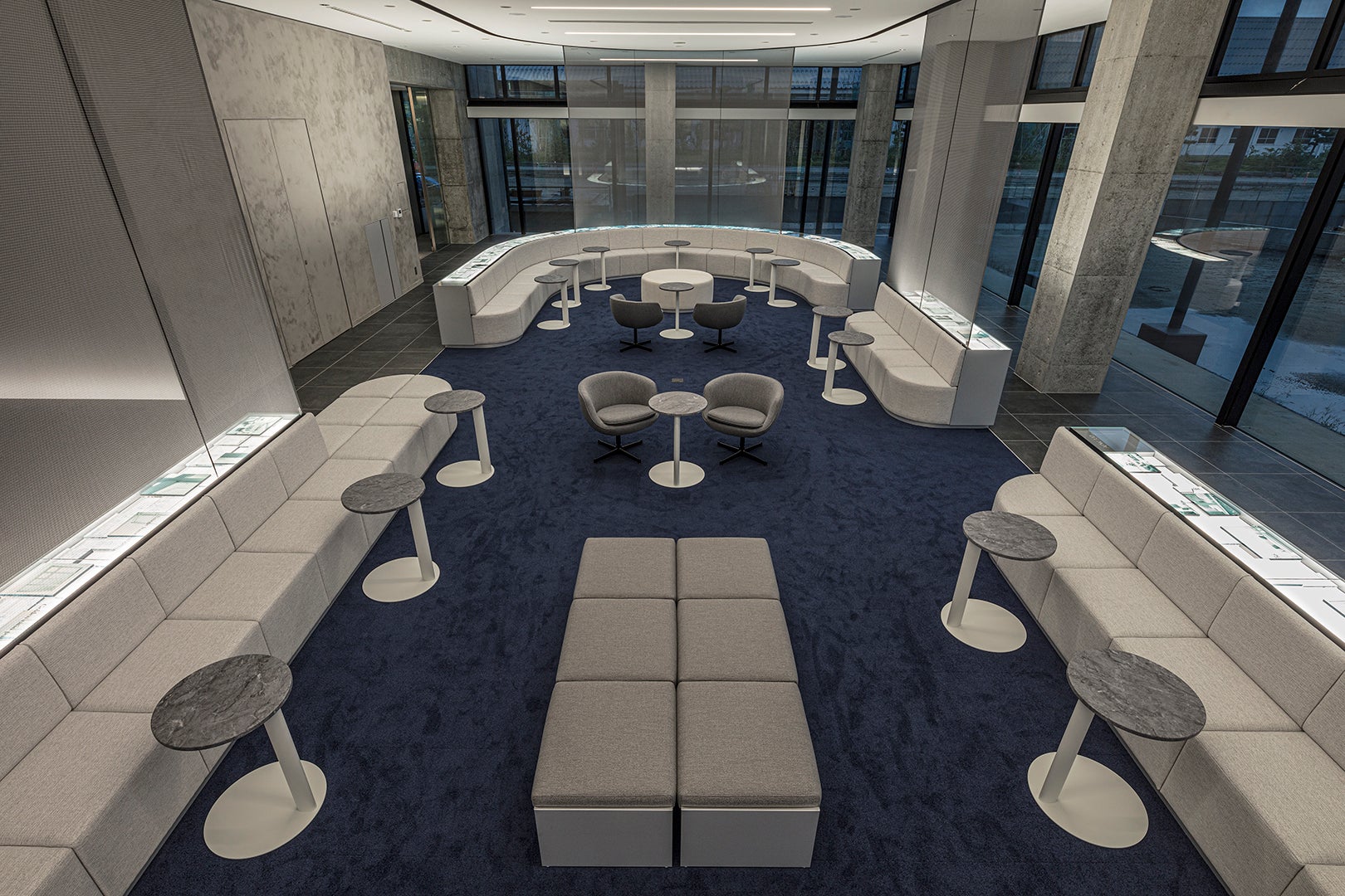 YKK AP30大厦哲学大厅“ENZA”